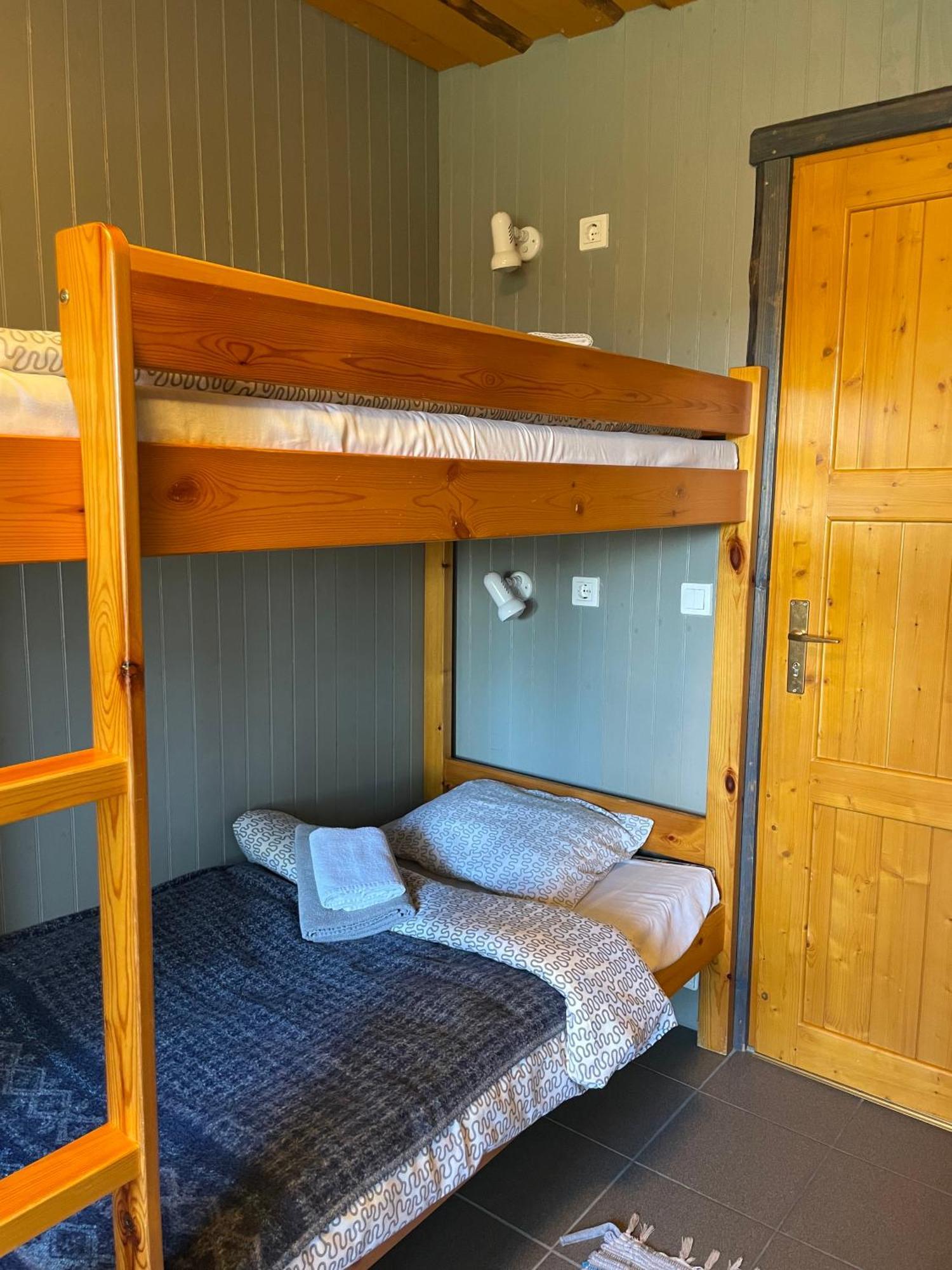 Hostel Kalameeste Maja มุตส์เว ภายนอก รูปภาพ
