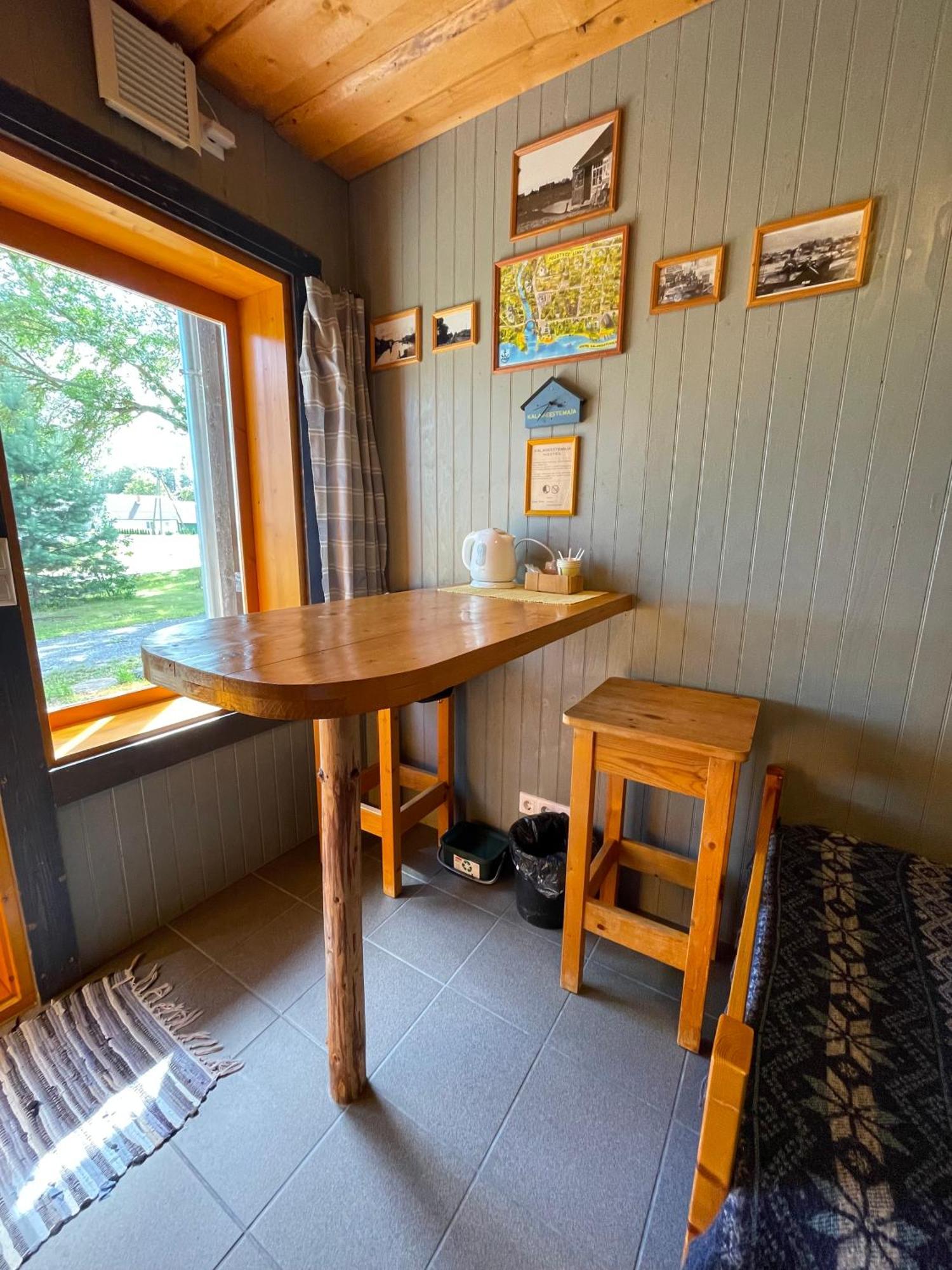 Hostel Kalameeste Maja มุตส์เว ภายนอก รูปภาพ