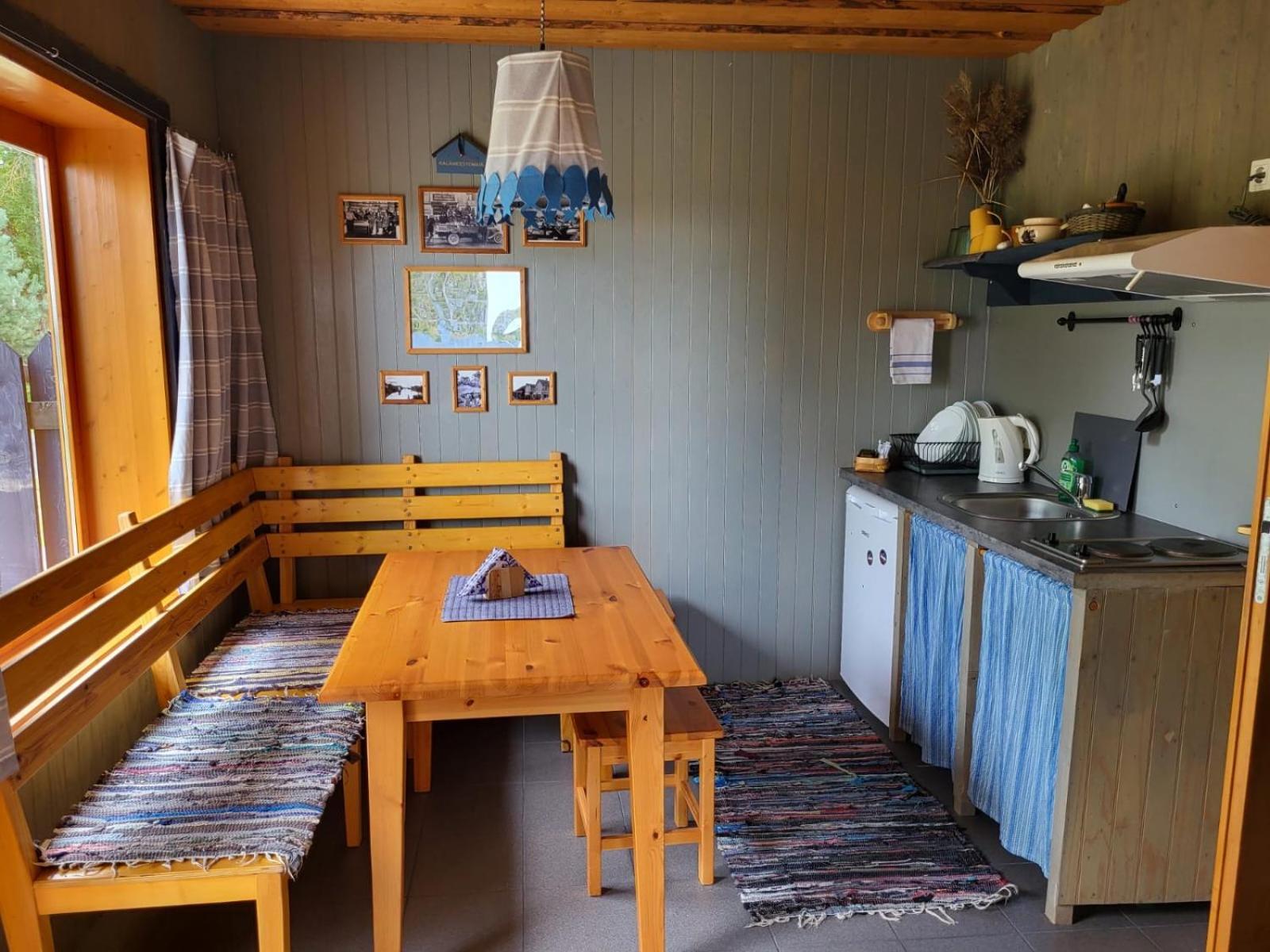 Hostel Kalameeste Maja มุตส์เว ภายนอก รูปภาพ